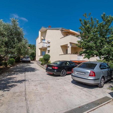 Apartments Bogdanic Krk I Krk Town Exterior photo