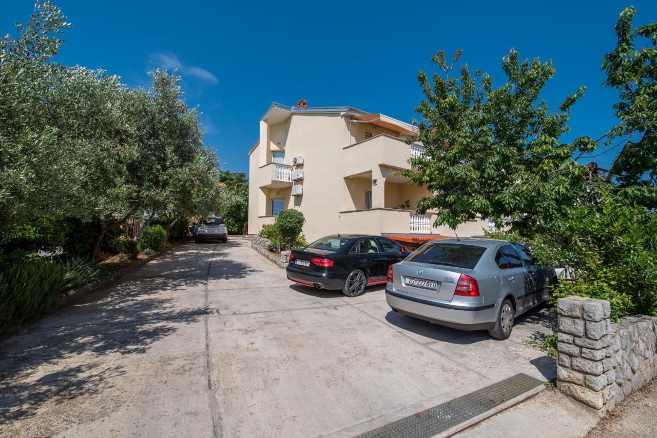 Apartments Bogdanic Krk I Krk Town Exterior photo