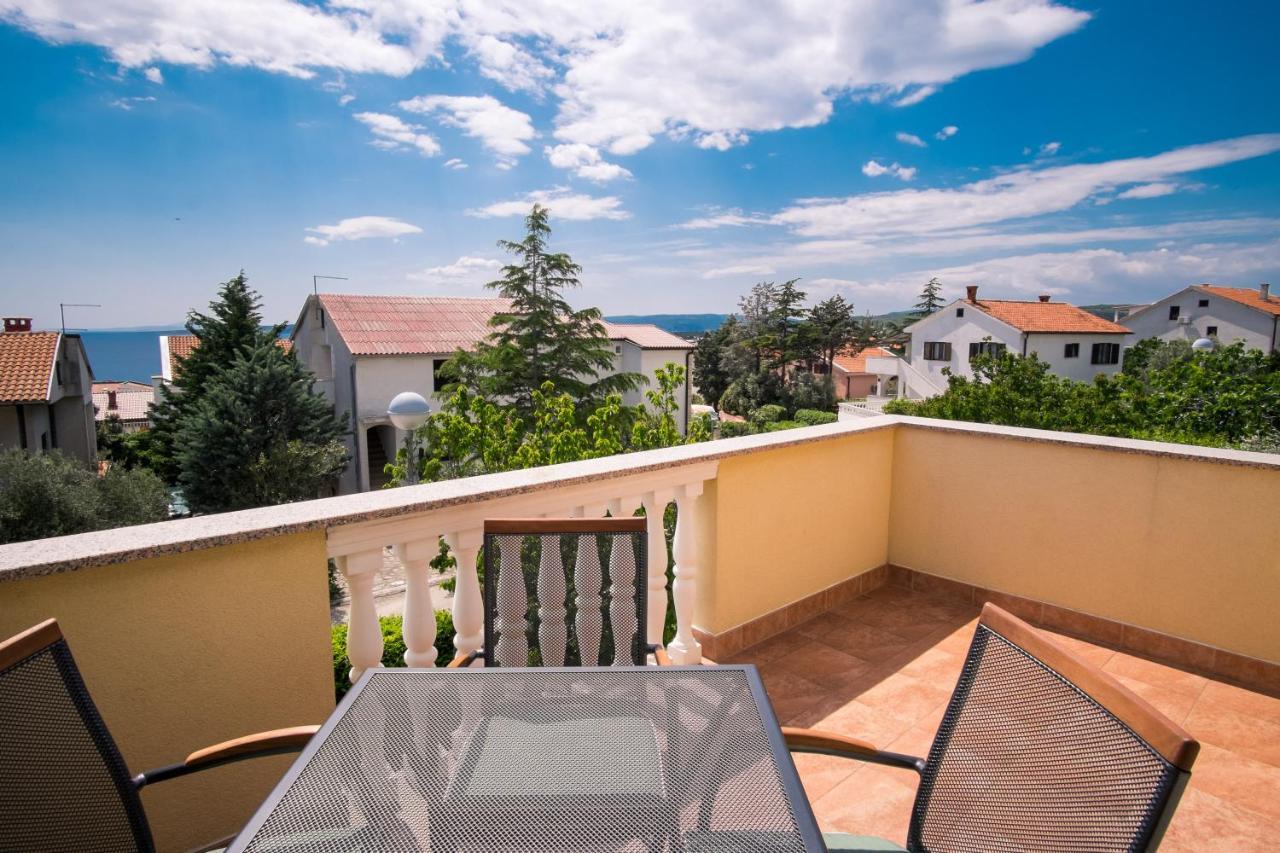 Apartments Bogdanic Krk I Krk Town Exterior photo